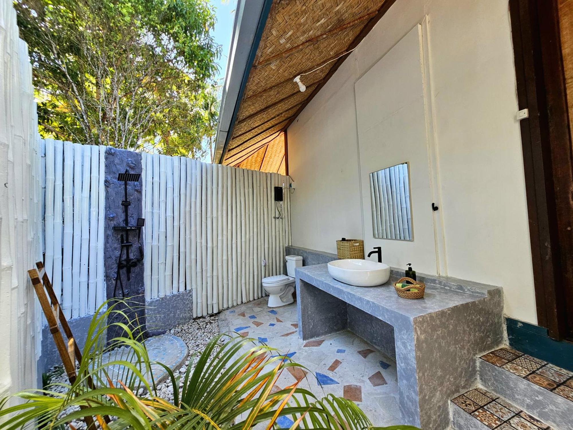Dk2 Resort - Hidden Natural Beach Spot - Direct Tours & Fast Internet El Nido Exterior photo