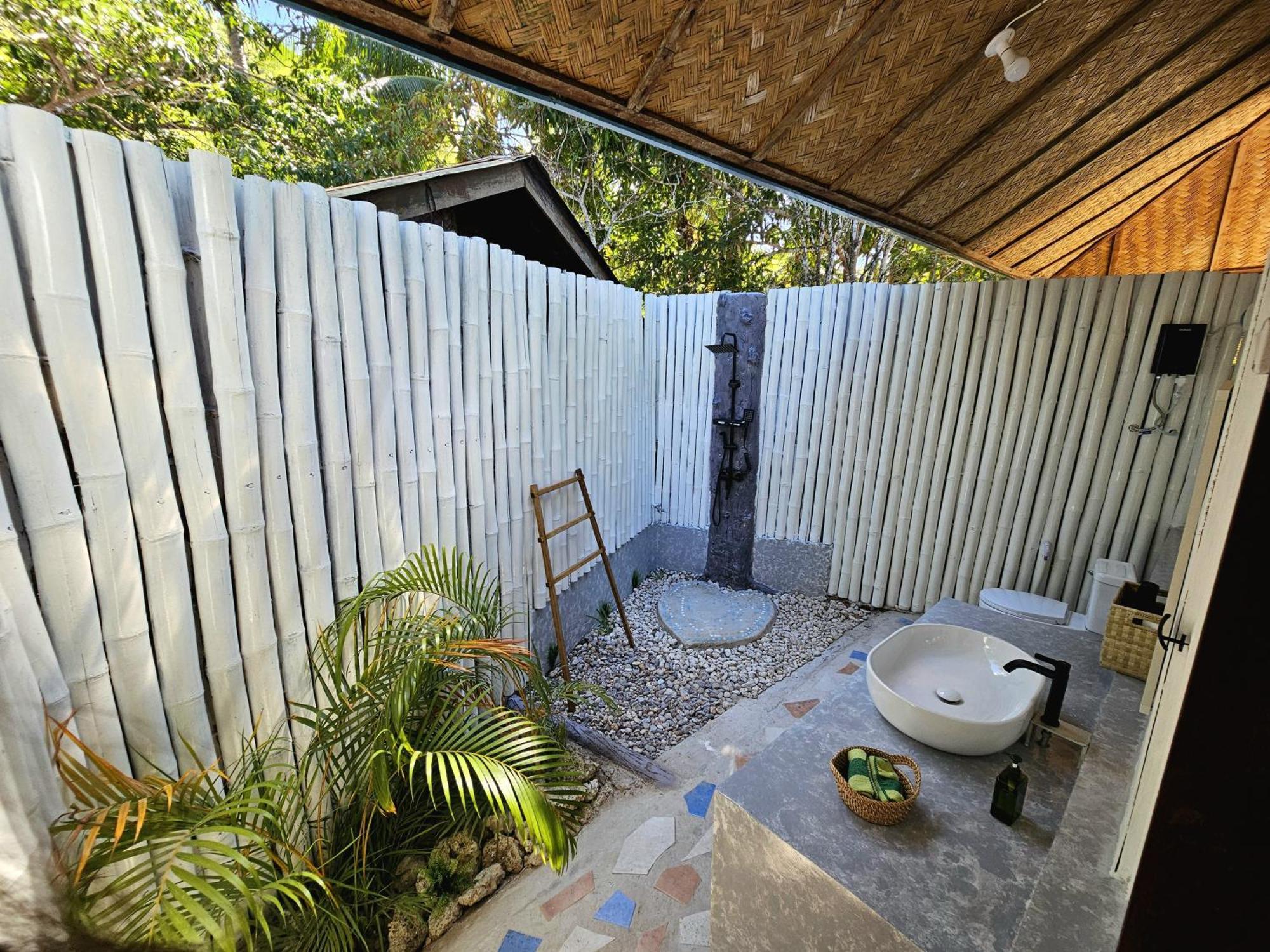 Dk2 Resort - Hidden Natural Beach Spot - Direct Tours & Fast Internet El Nido Exterior photo